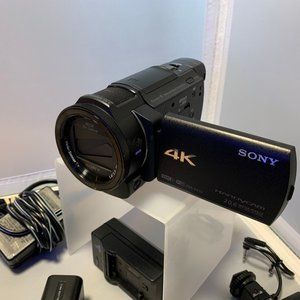 Sony FDR-AX33 HandyCam, 4K Perfect for Vlogging